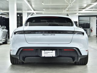 2024 Porsche Taycan GTS Sport Turismo in Laval, Quebec - 4 - w320h240px