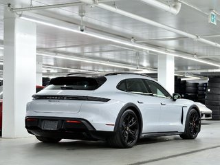 2025 Porsche Taycan 4S Cross Turismo AWD / Premium + Performance Pack in Laval, Quebec - 3 - w320h240px