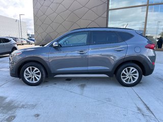 2017 Hyundai Tucson SE in Winnipeg, Manitoba - 2 - px