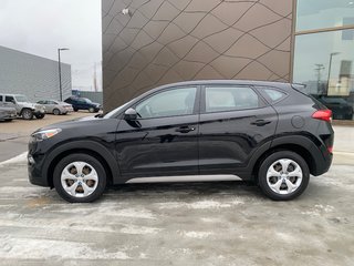 2018 Hyundai Tucson BASE in Winnipeg, Manitoba - 2 - px