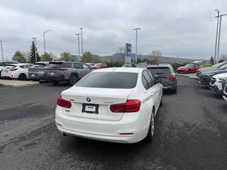 BMW 3 Series 320i xDrive 2017 à Sainte-Julie, Québec - 6 - w320h240px