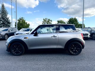 MINI Cooper Hardtop BASE 2016 à Sainte-Julie, Québec - 2 - w320h240px