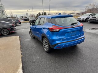 2022  KICKS SV Volant chauffant Carplay Sièges chauffants in Sainte-Julie, Quebec - 6 - w320h240px