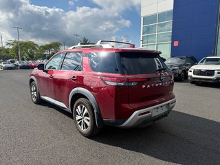 2022 Nissan Pathfinder SL in Sainte-Julie, Quebec - 3 - w320h240px