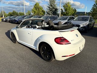 Volkswagen Beetle Convertible CLASSIC 2017 à Sainte-Julie, Québec - 4 - w320h240px