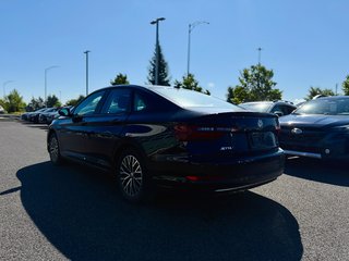 2021 Volkswagen Jetta Highline in Sainte-Julie, Quebec - 5 - w320h240px