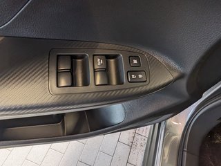 2024  ECLIPSE CROSS SEL in Gatineau, Quebec - 6 - w320h240px