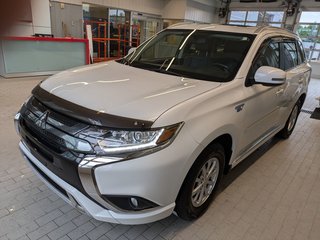 OUTLANDER PHEV LE AWD 2020 à Gatineau, Québec - 2 - w320h240px