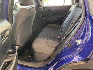 2022 Toyota Corolla Cross LE AWD in Rivière-du-Loup, Quebec - 6 - w320h240px