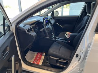 2023 Toyota Corolla Cross LE AWD in Rivière-du-Loup, Quebec - 5 - w320h240px