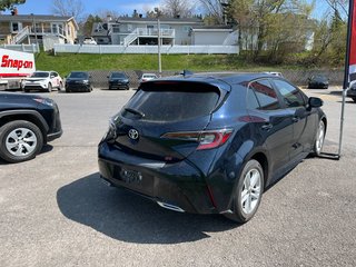 2022 Toyota Corolla Hatchback SE in Rivière-du-Loup, Quebec - 2 - w320h240px