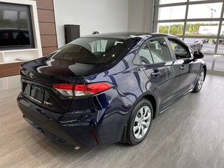 Toyota Corolla LE CVT 2021 à Rivière-du-Loup, Québec - 3 - w320h240px