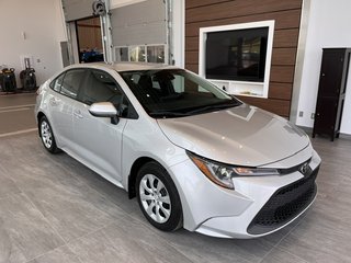 2022 Toyota Corolla LE in Rivière-du-Loup, Quebec - 2 - w320h240px