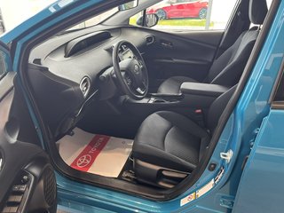2020 Toyota Prius Prime base in Rivière-du-Loup, Quebec - 6 - w320h240px