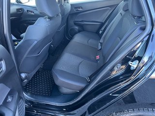 Toyota Prius  2017 à Rivière-du-Loup, Québec - 6 - w320h240px