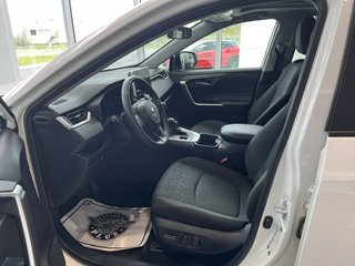 2024 Toyota RAV4 XLE in Rivière-du-Loup, Quebec - 5 - w320h240px