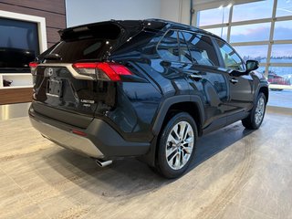 Toyota RAV4 Limited 2025 à Rivière-du-Loup, Québec - 3 - w320h240px