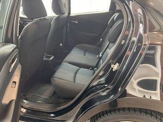 Toyota Yaris Hatchback BASE 2020 à Rivière-du-Loup, Québec - 6 - w320h240px