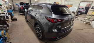 2022 Mazda CX-5 GT