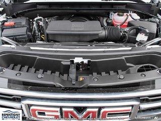 2025 GMC Yukon AT4 in Charlemagne, Quebec - 6 - w320h240px