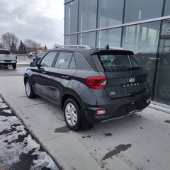 2022 Hyundai Venue Preferred in Charlemagne, Quebec - 4 - w320h240px