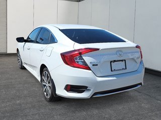 Honda Civic LX 2020 à Rivière-du-Loup, Québec - 4 - w320h240px