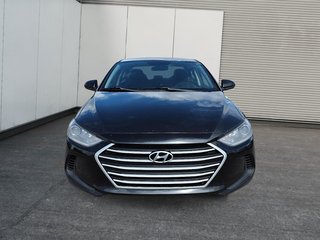 2018 Hyundai Elantra SE in Rivière-du-Loup, Quebec - 2 - w320h240px