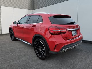 Mercedes-Benz GLA 250 2018 à Rivière-du-Loup, Québec - 4 - w320h240px