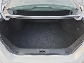 Nissan SENTRA SV  2024 à Rivière-du-Loup, Québec - 6 - w320h240px