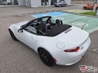 Mazda MX-5 GS *AUTOMATIQUE, TISSU* 2019 à Rivière-du-Loup, Québec - 2 - w320h240px