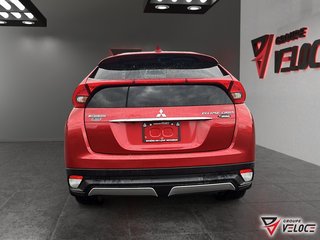 2018 Mitsubishi ECLIPSE CROSS ES in Riviere-du-Loup, Quebec - 5 - w320h240px
