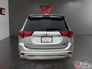 Mitsubishi Outlander PHEV BLACK EDITION, TOIT OUVRANT 2022 à Rivière-du-Loup, Québec - 6 - w320h240px