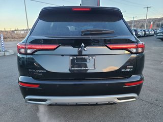 Mitsubishi Outlander Plug-In Hybrid GT 2025 à Rivière-du-Loup, Québec - 4 - w320h240px