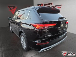 2025 Mitsubishi Outlander Plug-In Hybrid SE in Riviere-du-Loup, Quebec - 4 - w320h240px
