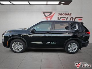 2025 Mitsubishi Outlander Plug-In Hybrid SE