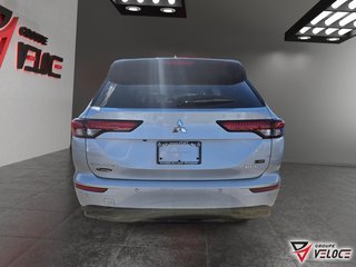 2025 Mitsubishi Outlander Plug-In Hybrid ES in Riviere-du-Loup, Quebec - 5 - w320h240px