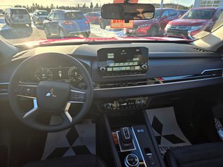 Mitsubishi Outlander Plug-In Hybrid LE 2025 à Rivière-du-Loup, Québec - 5 - w320h240px