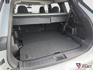 2025 Mitsubishi Outlander Plug-In Hybrid SE in Riviere-du-Loup, Quebec - 6 - w320h240px