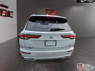 2025 Mitsubishi Outlander Plug-In Hybrid SE in Riviere-du-Loup, Quebec - 5 - w320h240px