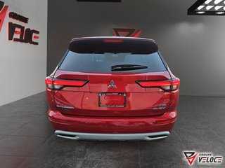 2025 Mitsubishi Outlander Plug-In Hybrid SE in Riviere-du-Loup, Quebec - 6 - w320h240px