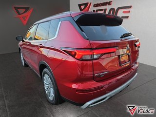 2025 Mitsubishi Outlander Plug-In Hybrid SE in Riviere-du-Loup, Quebec - 5 - w320h240px