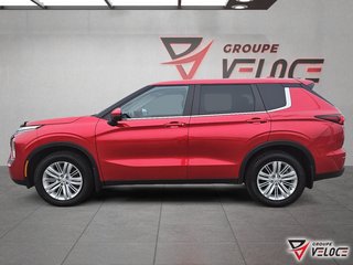 Mitsubishi Outlander ES 2022