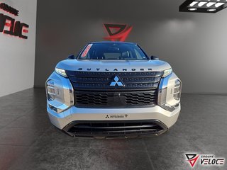 2023 Mitsubishi Outlander BLACK EDITION