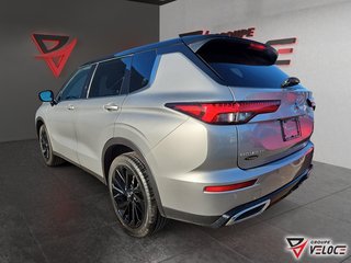 Mitsubishi Outlander BLACK EDITION 2023 à Rivière-du-Loup, Québec - 4 - w320h240px