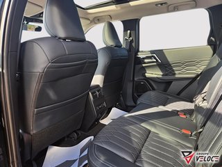 Mitsubishi Outlander SEL S-AWC 2025 à Rivière-du-Loup, Québec - 6 - w320h240px