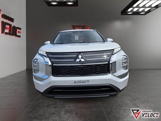 Mitsubishi Outlander ES S-AWC 2025 à Rivière-du-Loup, Québec - 2 - w320h240px
