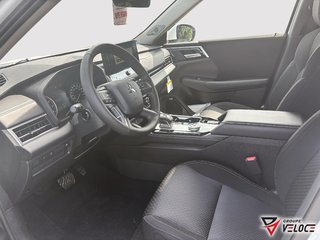 Mitsubishi Outlander SE 2026 à Rivière-du-Loup, Québec - 6 - w320h240px
