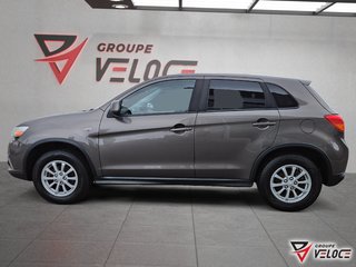 2017 Mitsubishi RVR *SE SIEGES CHAUFFANT BLUETOOTH in Riviere-du-Loup, Quebec - 3 - w320h240px