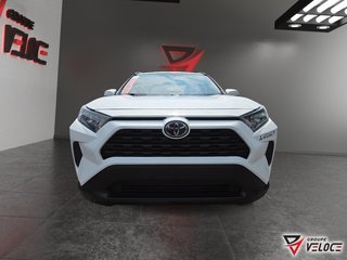 Toyota RAV4 LE *AWD, SIÈGES CHAUFFANTS, TISSU* 2019 à Rivière-du-Loup, Québec - 2 - w320h240px