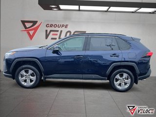 Toyota RAV4 *XLE TOIT OUVRANT SIEGES CHAUFFANT* 2024
